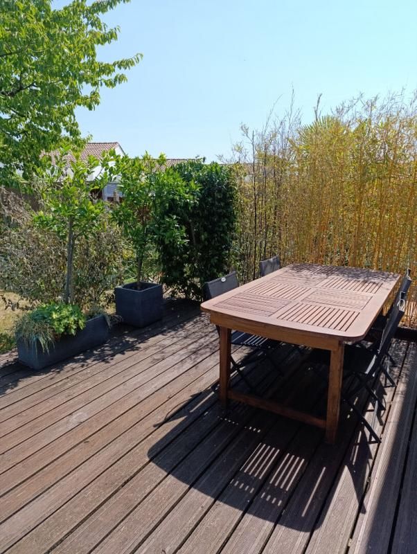 SAUJON DEPT 17 Maison Saujon 6 pièce(s) 100 m2 4