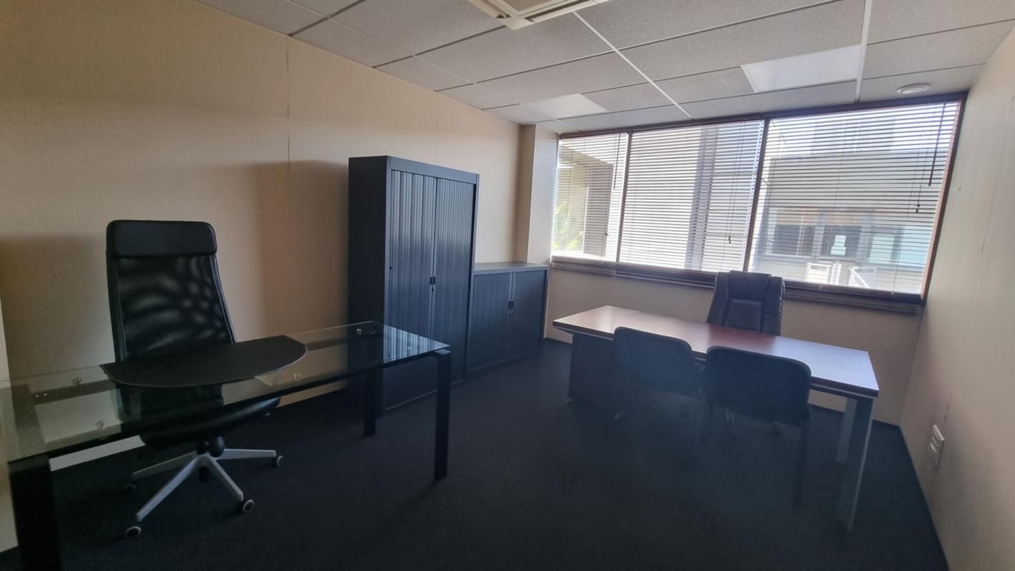 BRUGES BRUGES EPARC - Bureaux 16,62 m² 2