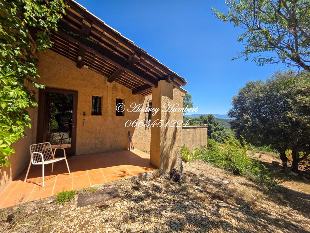 RIEZ EXCLUSIVITE, ALLEMAGNE en PROVENCE, proche RIEZ, PROPRIETE au calme absolu composée d'une habitation de 150 m² + maisonnette sur 15 HA avec vue fabuleuse 2