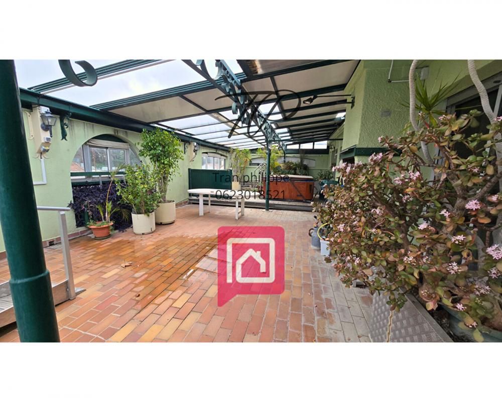 BEZIERS Appartement Beziers T5 de 177 m2 avec 100m² de terrasse et piscine 2