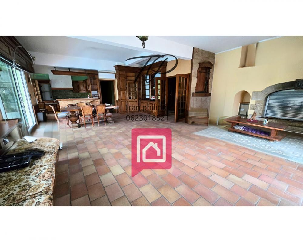 BEZIERS Appartement Beziers T5 de 177 m2 avec 100m² de terrasse et piscine 4