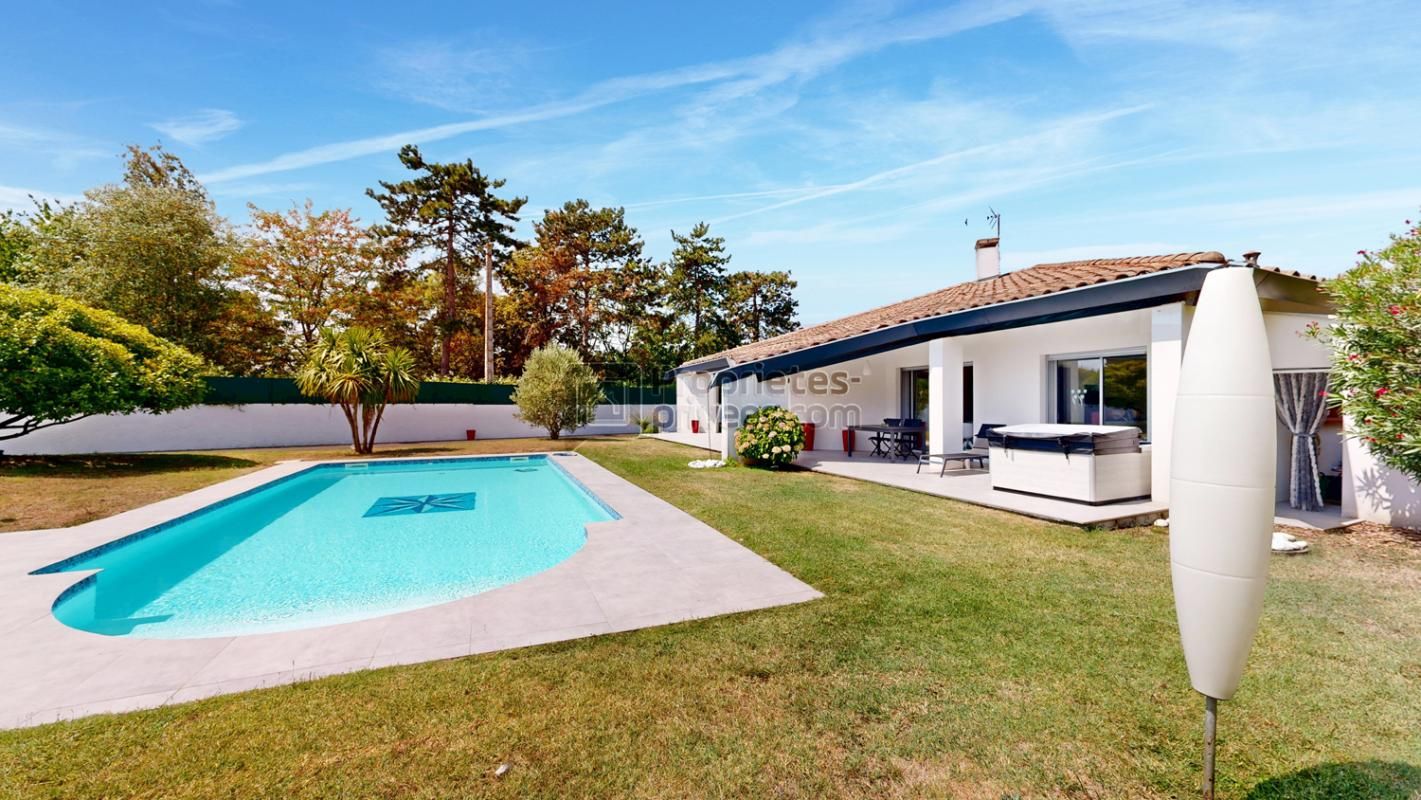 FENOUILLET Maison Fenouillet 6 pièce(s) 196 m2 2