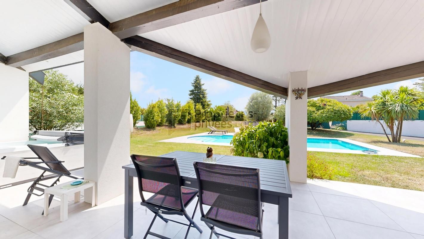 FENOUILLET Maison Fenouillet 6 pièce(s) 196 m2 3