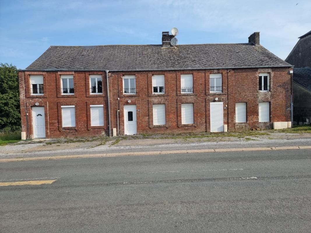 ETEIGNIERES Immeuble 14 pièce(s) 311 m2 1