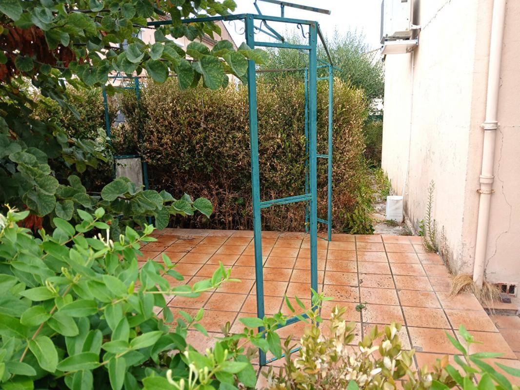 LE VAL Maison 4 pièces plain pied de 63.85 avec garage - LE VAL 3