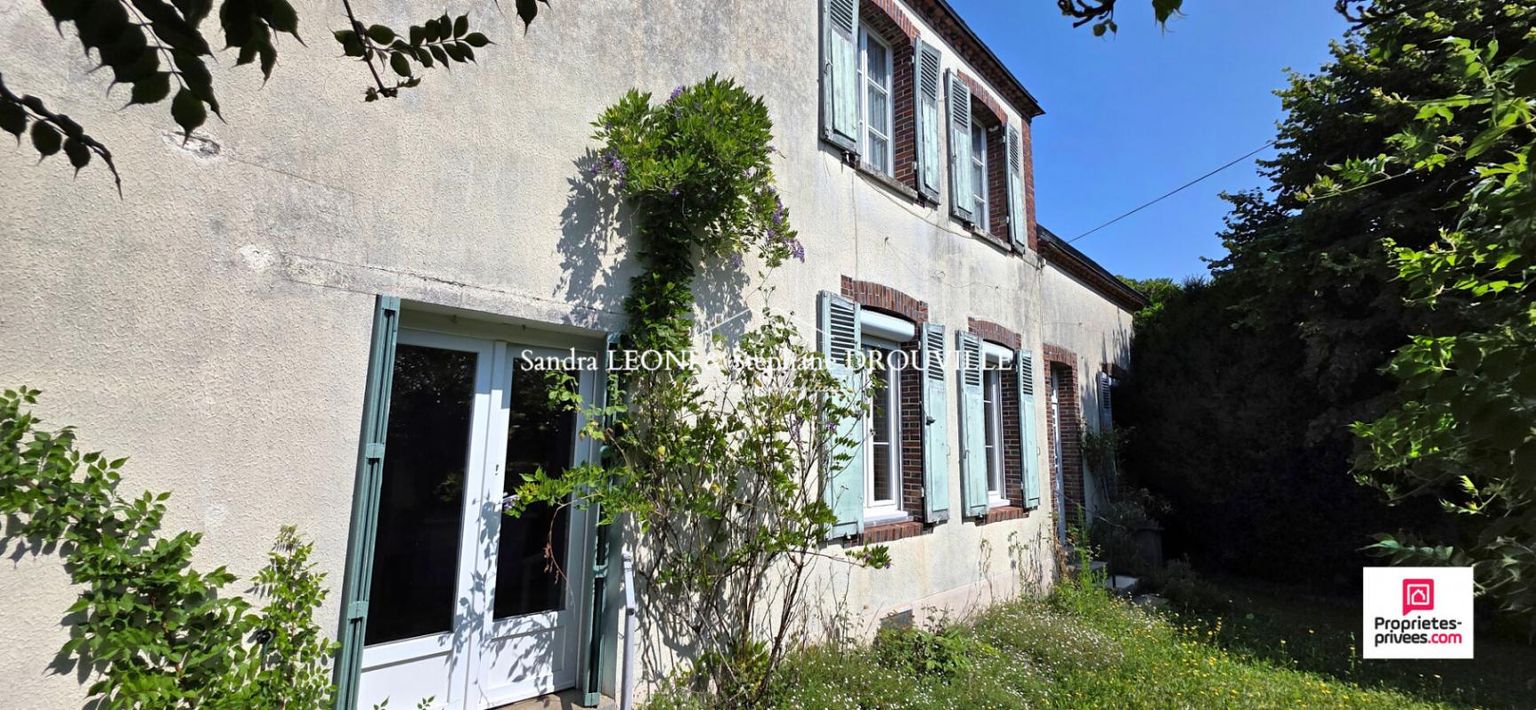 JOUY JOUY - CHARMANTE MAISON BOURGEOISE A FORT POTENTIEL DE 140 m², 6 pièces 1