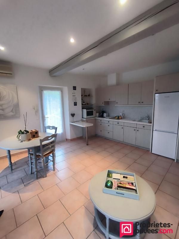 LE CANNET-DES-MAURES Propriété de caractère en Provence : 120m2 + T2 indépendant 4