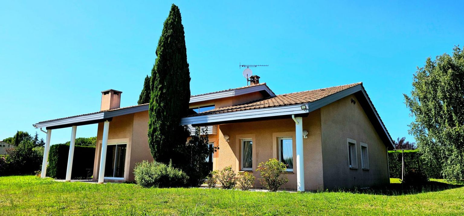 CASTELNAUDARY Maison d'architecte Castelnaudary 7 pièce(s) 181 m2 2