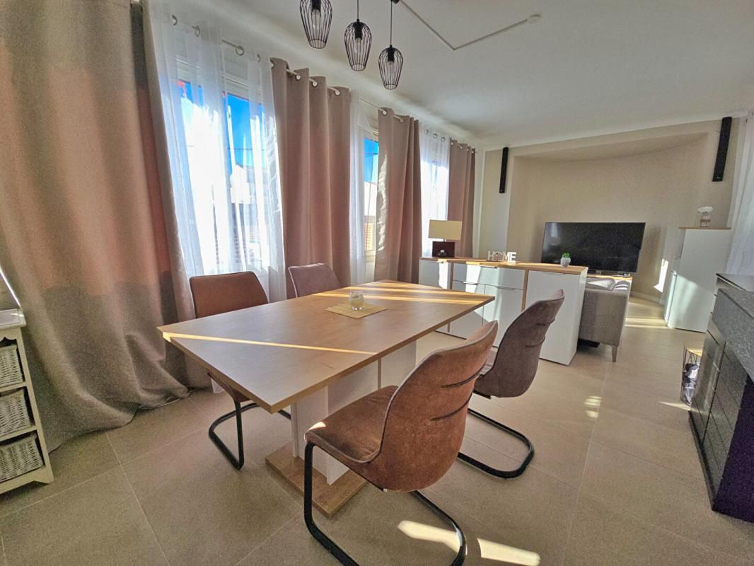 VALLAURIS Appartement Vallauris 4 pièce(s) 103 m2 1