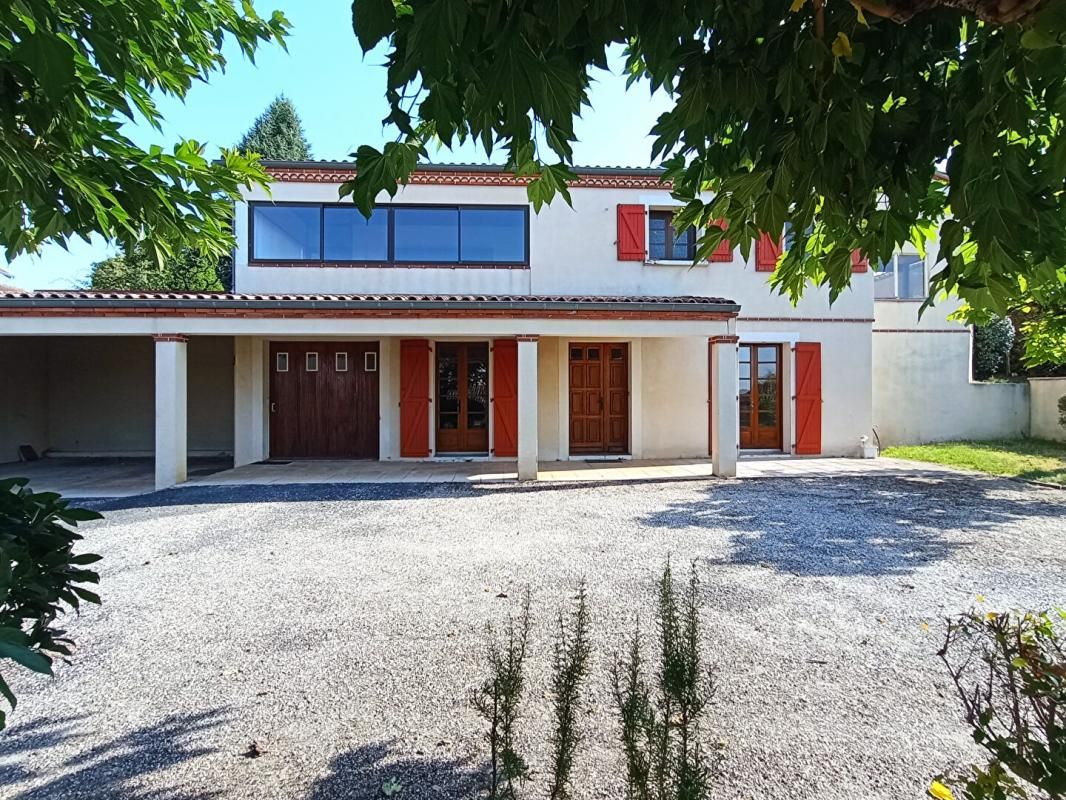 ARTHES Arthès : Belle maison traditionnelle de 5 pièces avec sous-sol 2
