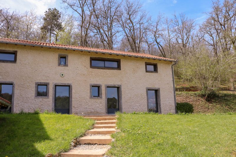 MONTREM 24110 - Domaine 538 m2! magnifiquement situé dans les collines 4