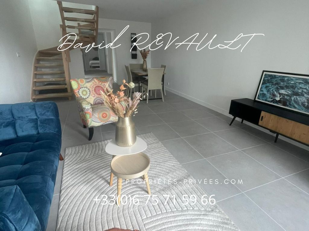 QUESTEMBERT Maison Questembert 4 pièces 85 m2-(115 m² utile)-Maison en pierre rénovée  3 chambres, terrasse, prêt à emménager 2