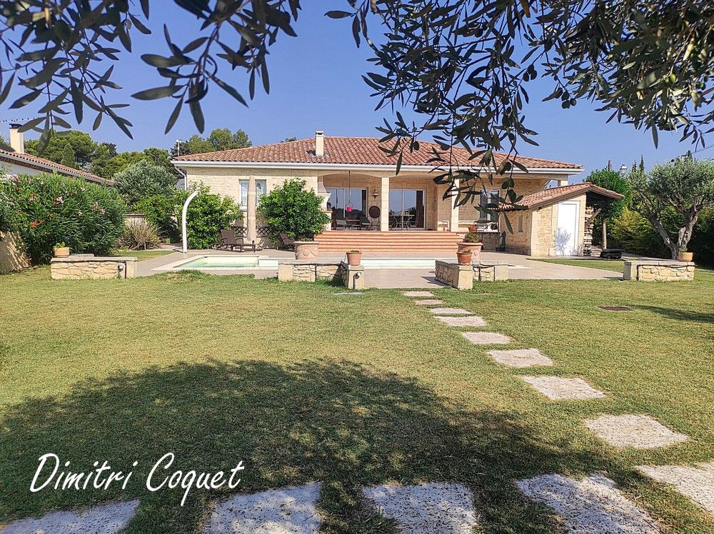 COULOBRES Villa plain-pied - deux espaces nuit - garage - piscine 1