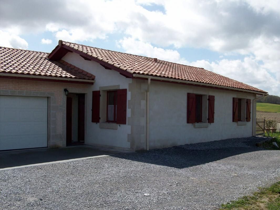 LABASTIDE-VILLEFRANCHE Maison Labastide Villefranche plain pied  4 pièces 1