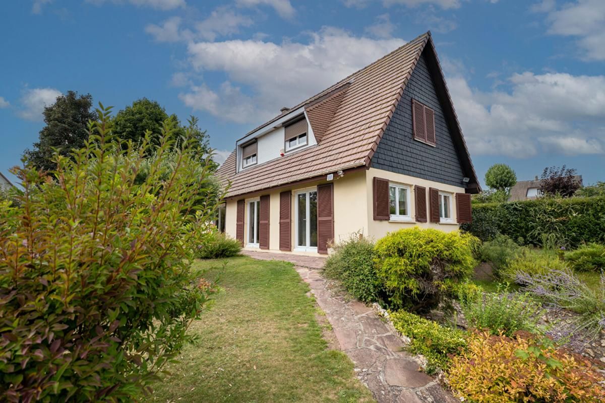 MONTIVILLIERS Maison 3 chambres avec beau jardin et sous-sol complet 1