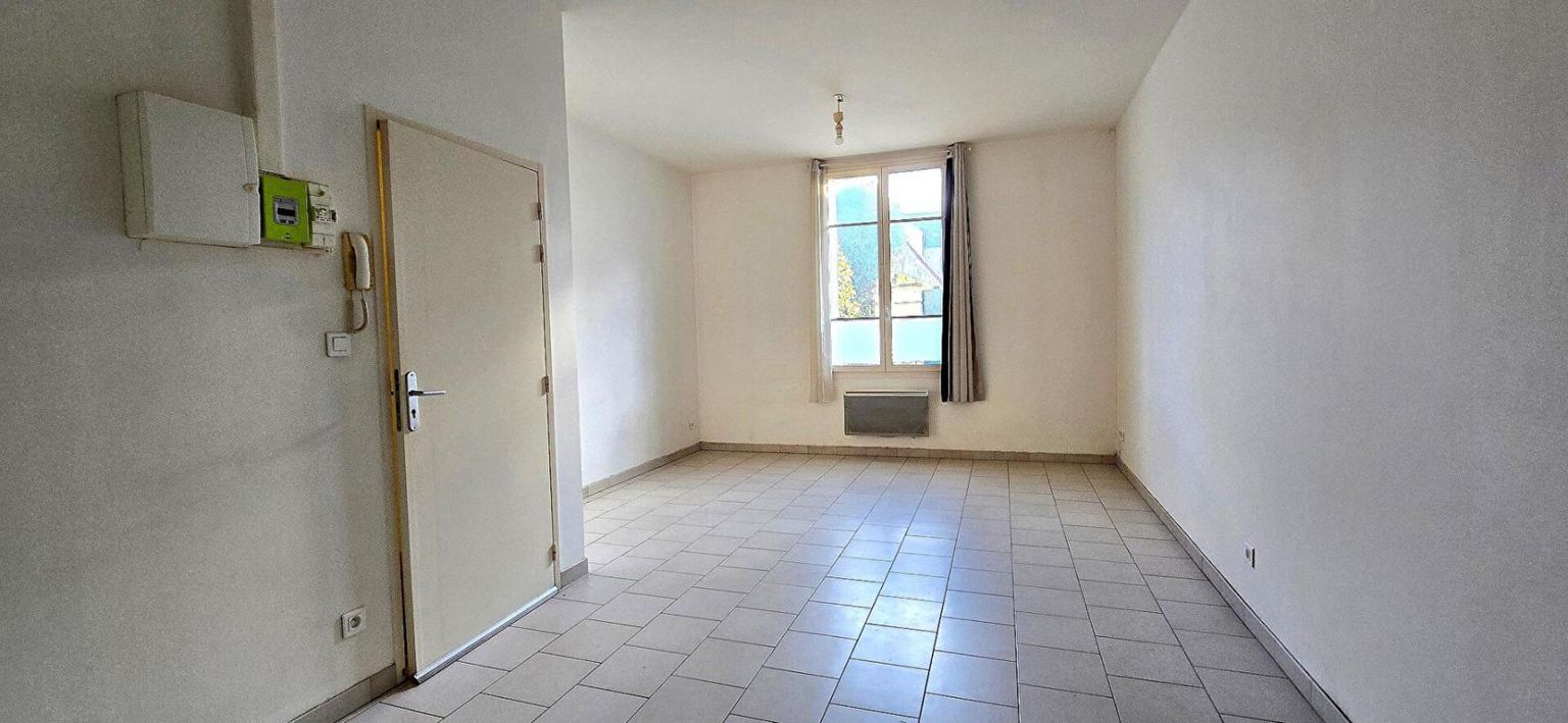 SOISSONS Appartement  F1  - 29m2 2