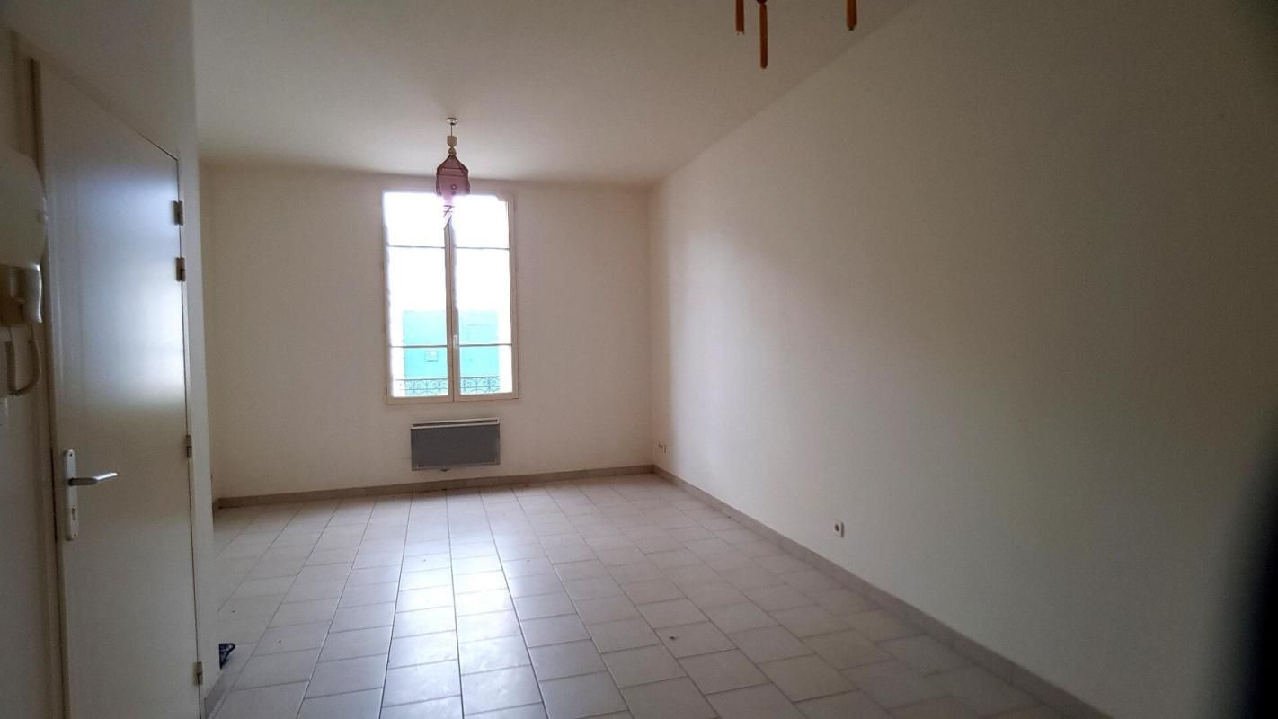 SOISSONS Appartement  F1  - 29m2 3