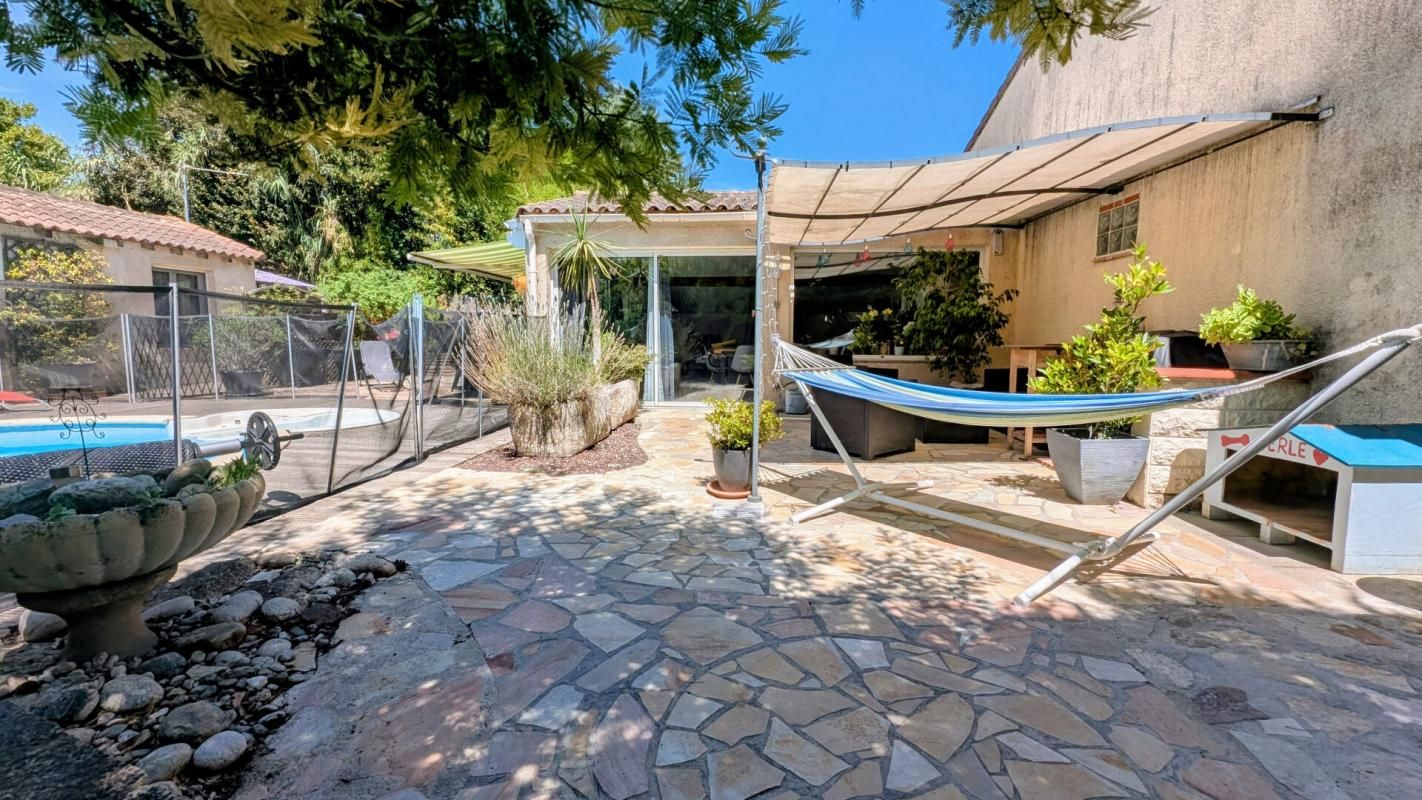 CASTELNAUDARY Villa T4 avec piscine et gîte T2 quartier résidentiel 1