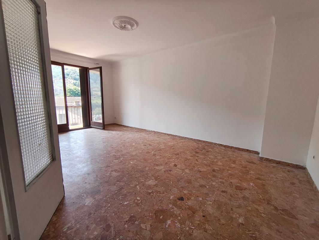 SARTENE SARTENE - APPARTEMENT 87 M² HABITABLES - 3 CHAMBRES 3