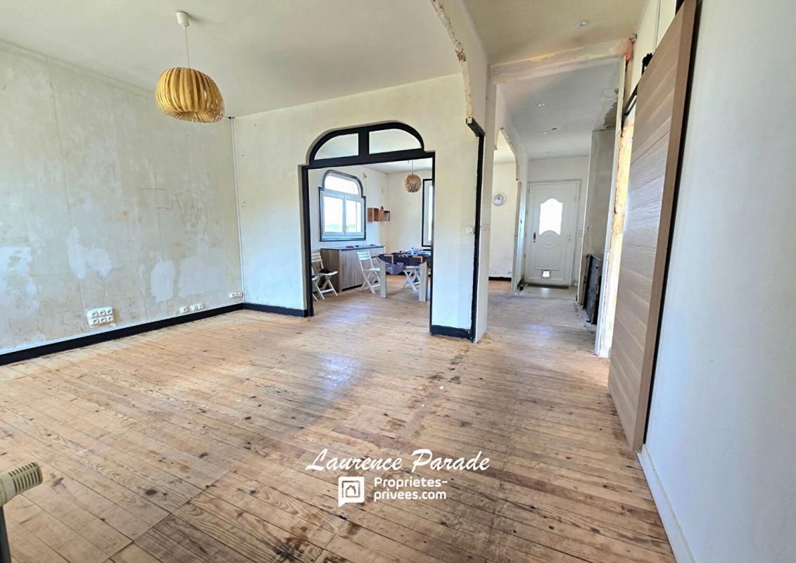SAINT-MEDARD-DE-MUSSIDAN Maison 110 m2 avec sous sol, parc 3