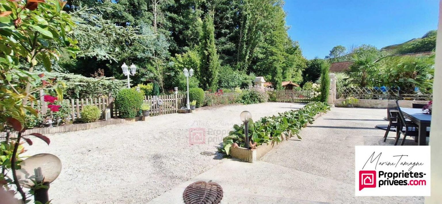 SAINT-VAAST-DE-LONGMONT Maison individuelle de charme 138 m² habitables sur terrain de 2100 m² Saint-Vaast-de-Longmont 3
