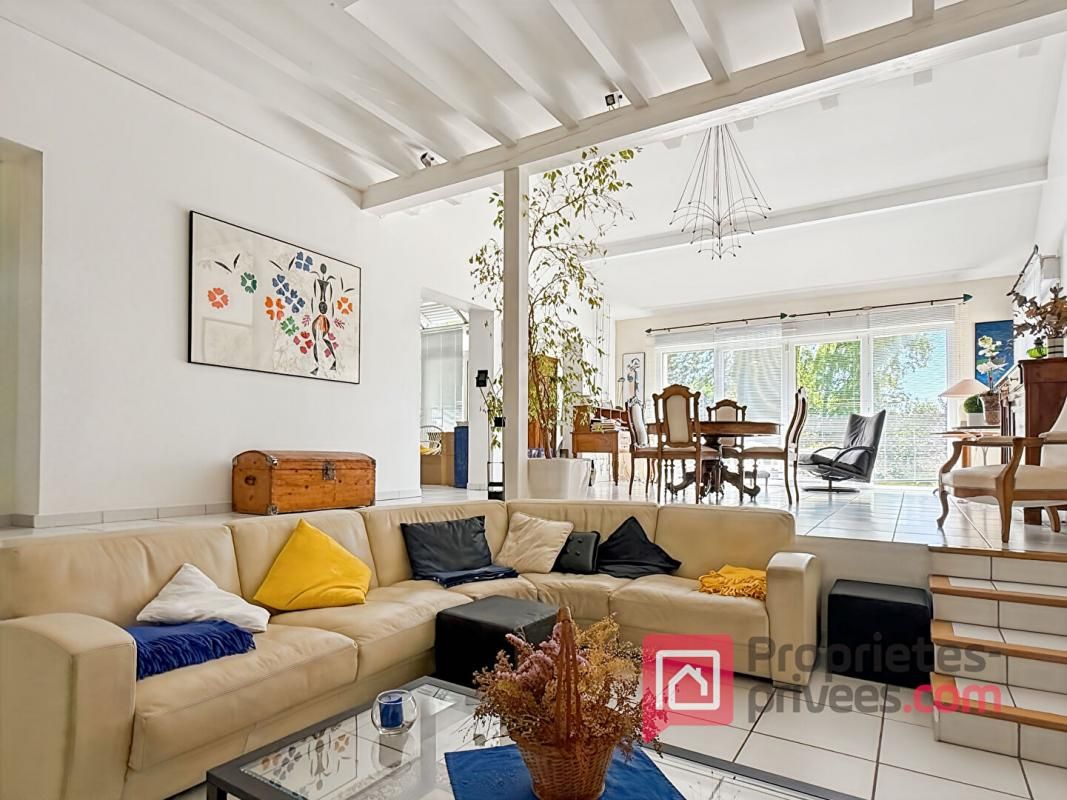 Maison Eguilly Sous Bois 7 pièce(s) 198 m2