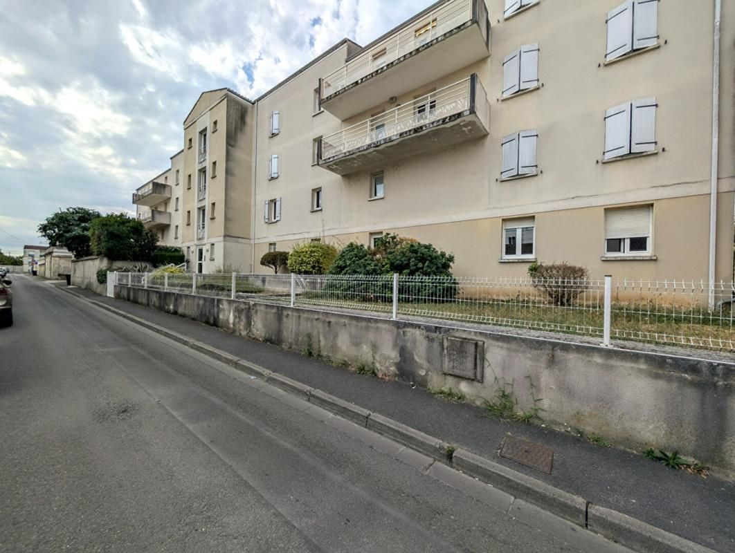 COGNAC Appartement copropriété Cognac 2 pièce(s) 49.95m2 CRIT 418053 1