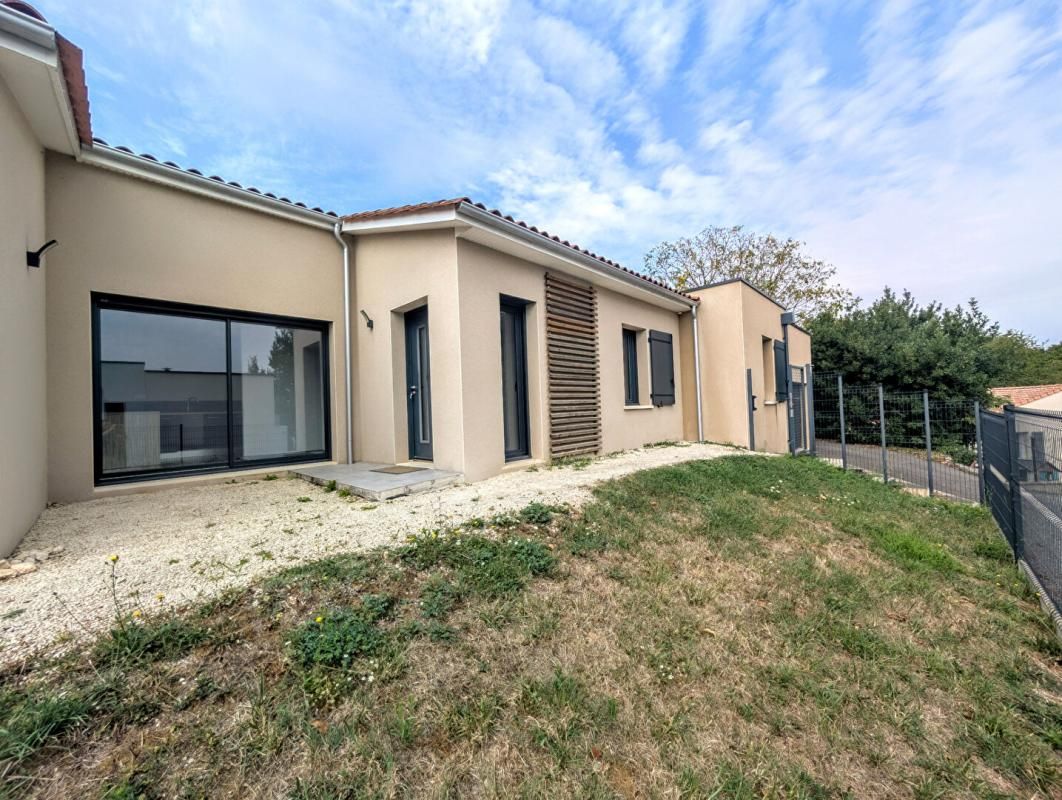 SAINT-SATURNIN Maison Saint Saturnin 4 pièce(s) 103.24 m2 REF 418061CRIT 1