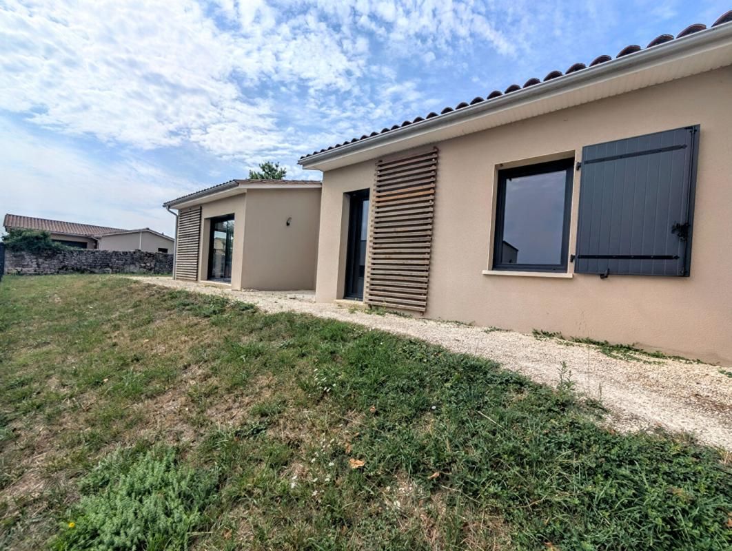 SAINT-SATURNIN Maison Saint Saturnin 4 pièce(s) 103.24 m2 REF 418061CRIT 2