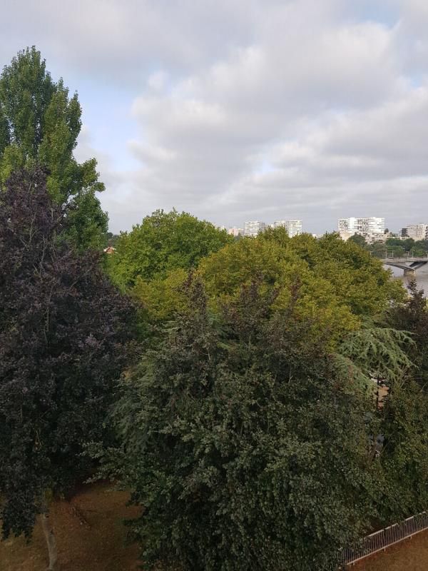SAINT-SEBASTIEN-SUR-LOIRE Appartement 4 pièce(s) 79 m2 2