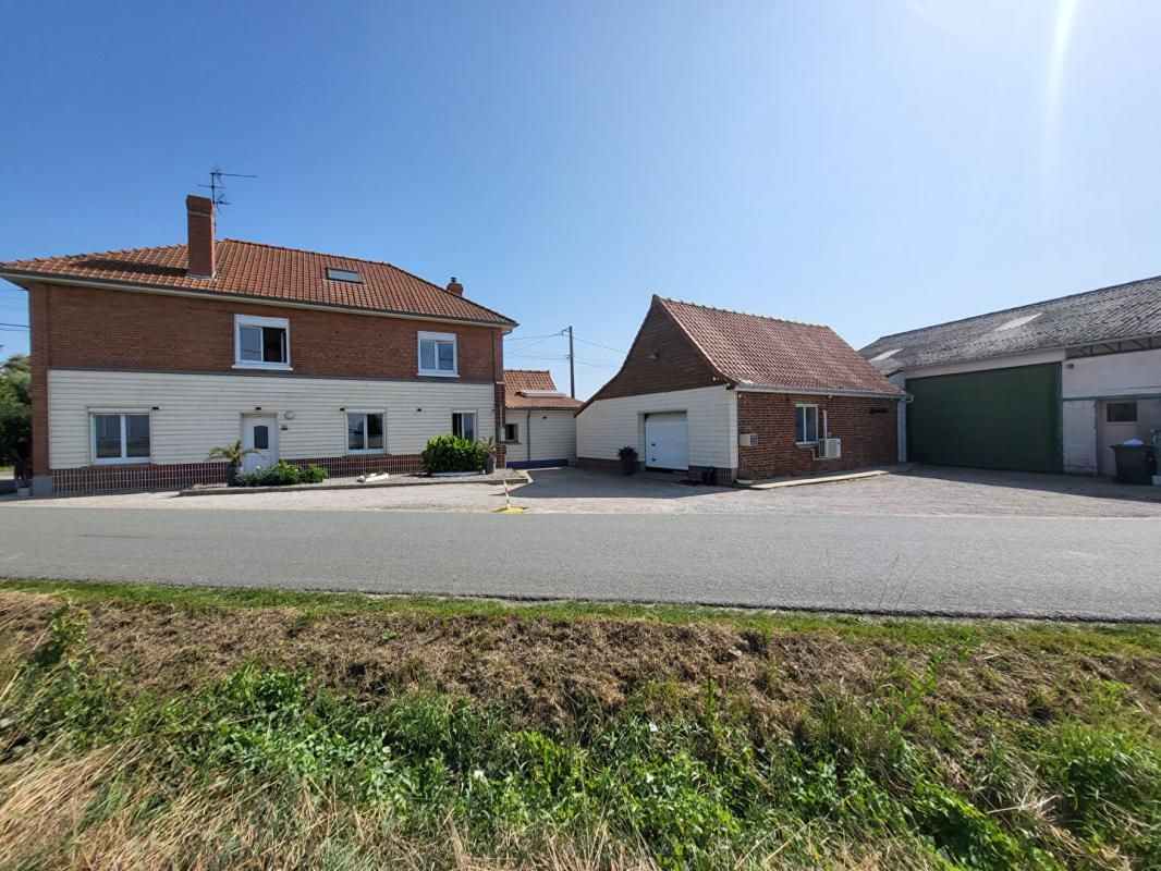 RUBROUCK Maison Rubrouck 7 pièce(s) 166 m2 3