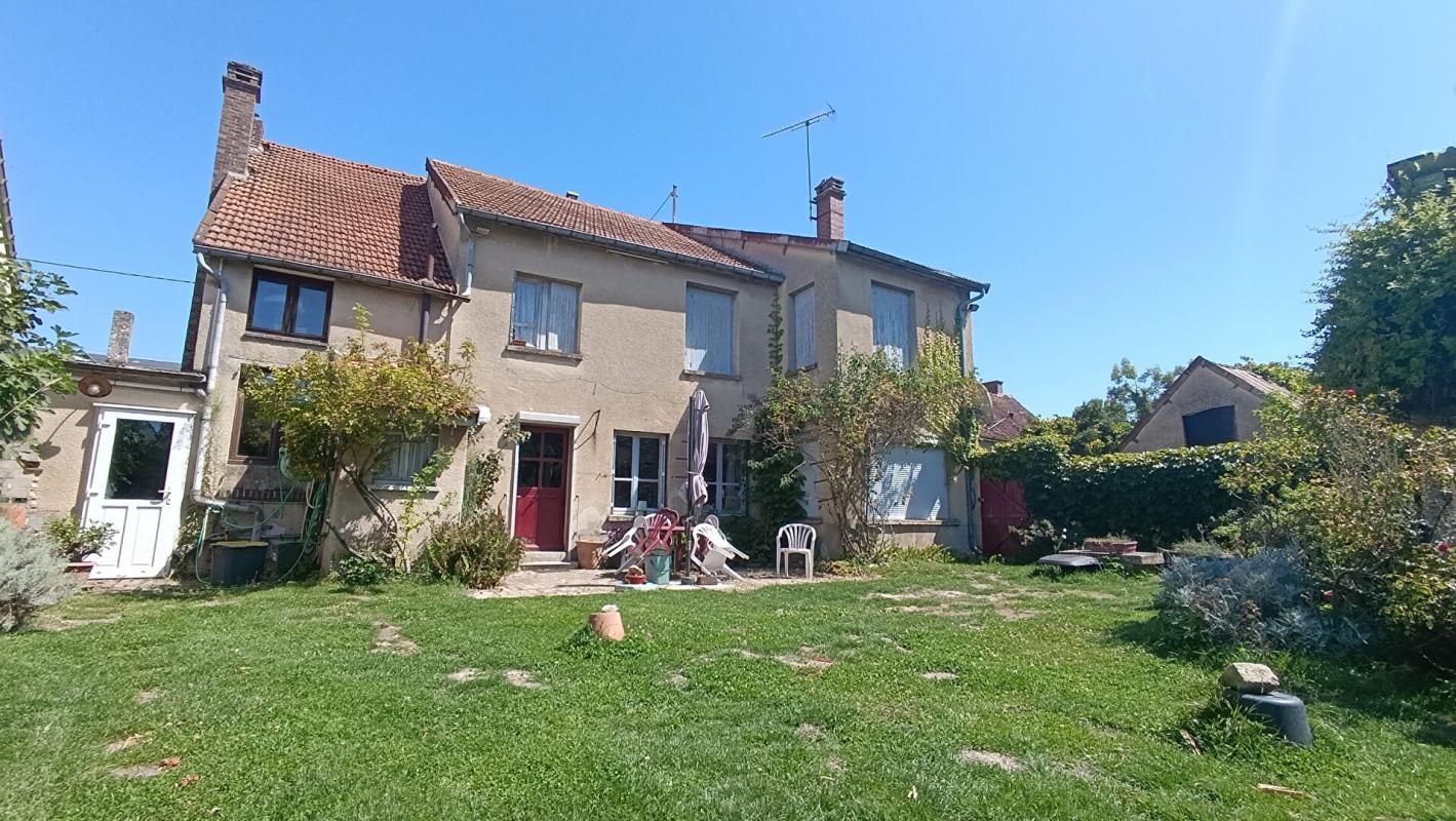 PLEURS Maison Pleurs 12 pièce(s) 213 m2 2