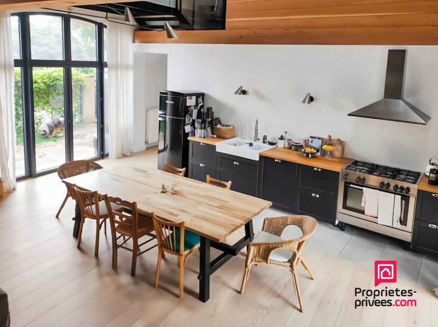 VAULT-DE-LUGNY Maison rénovée avec goût Vault De Lugny 9 pièces 240 m2 2