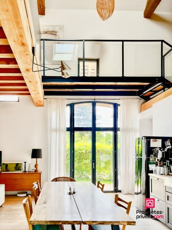 VAULT-DE-LUGNY Maison rénovée avec goût Vault De Lugny 9 pièces 240 m2 3