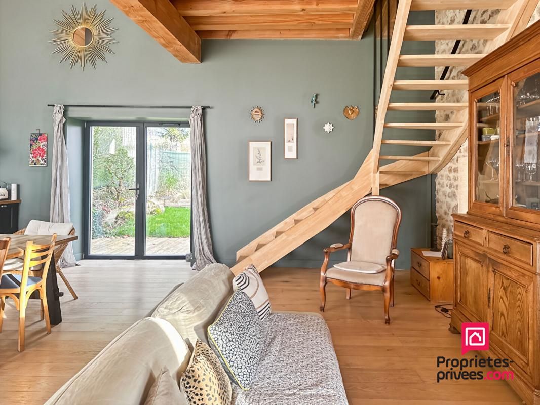 VAULT-DE-LUGNY Maison rénovée avec goût Vault De Lugny 9 pièces 240 m2 4