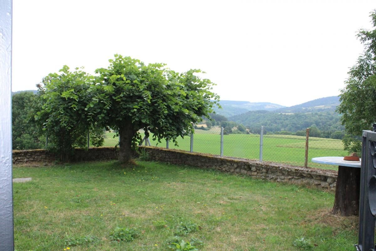 LESPERON Maison  6 pièce(s) 109 m2 2