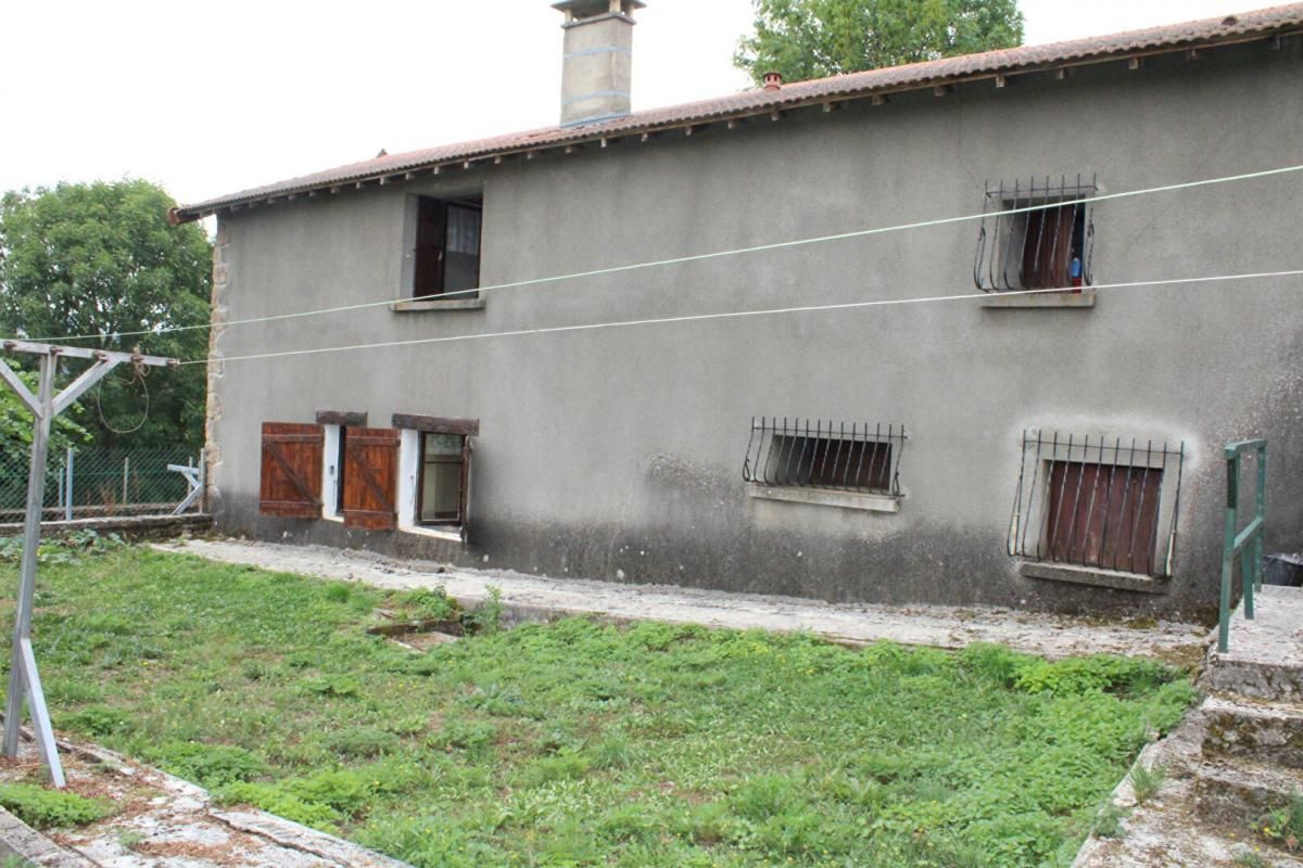 LESPERON Maison  6 pièce(s) 109 m2 3