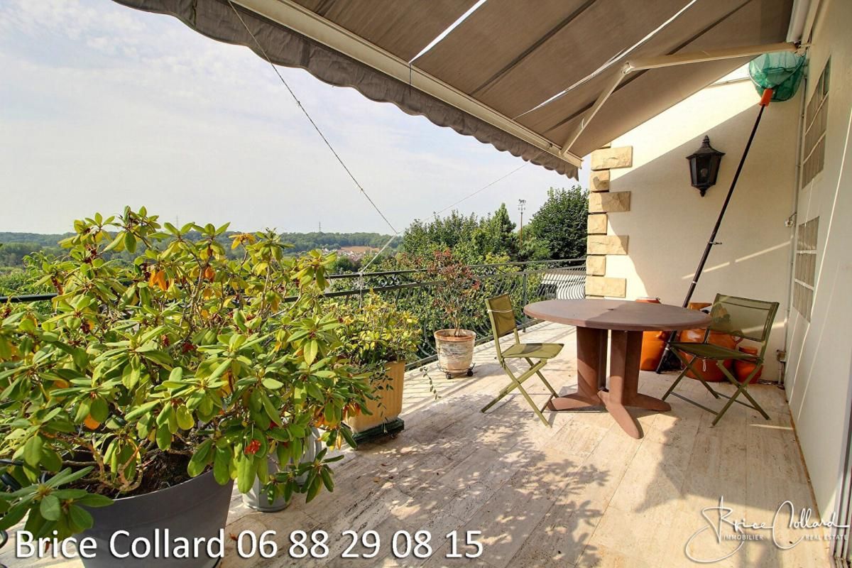CAUFFRY 60290 CAUFFRY Grande maison familiale 6 chambres sur sous-sol total + 2 garages 1