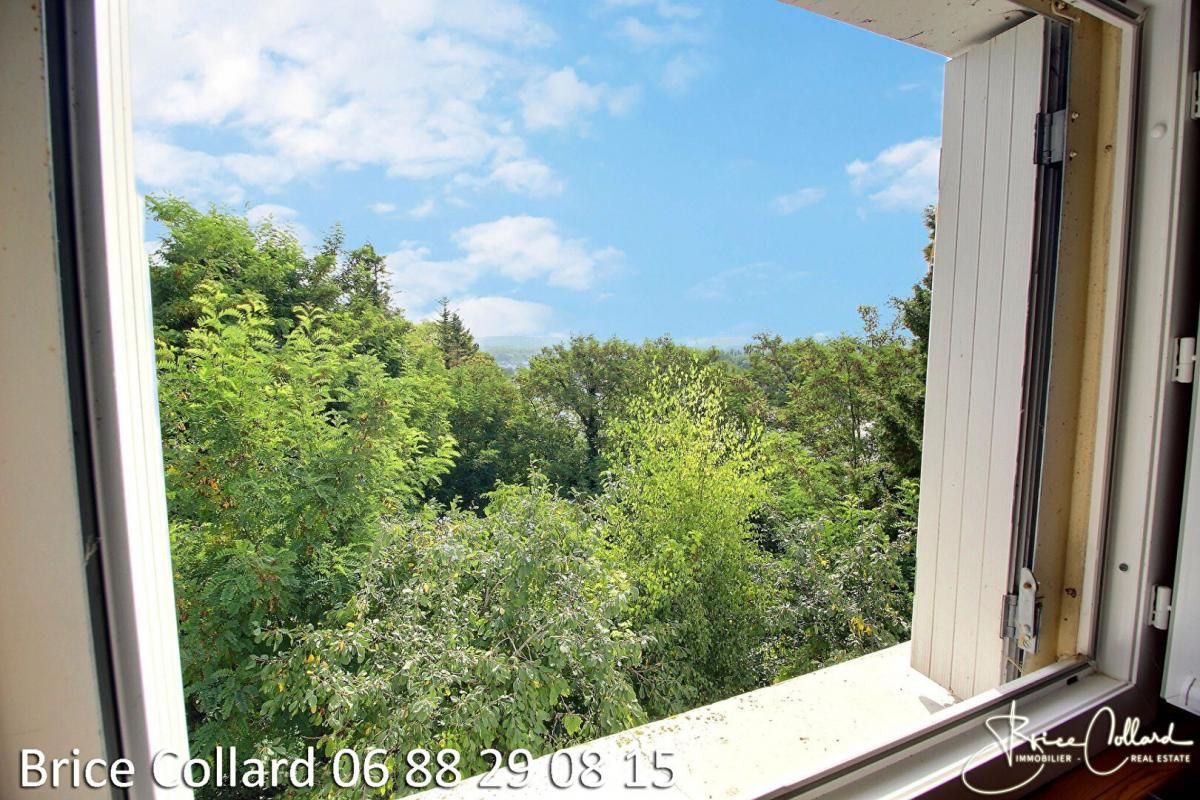 CAUFFRY 60290 CAUFFRY Grande maison familiale 6 chambres sur sous-sol total + 2 garages 2