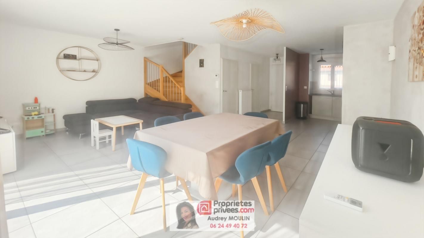 LA PIERRE Maison climatisée La Pierre 4 pièce(s) 86 m2 2
