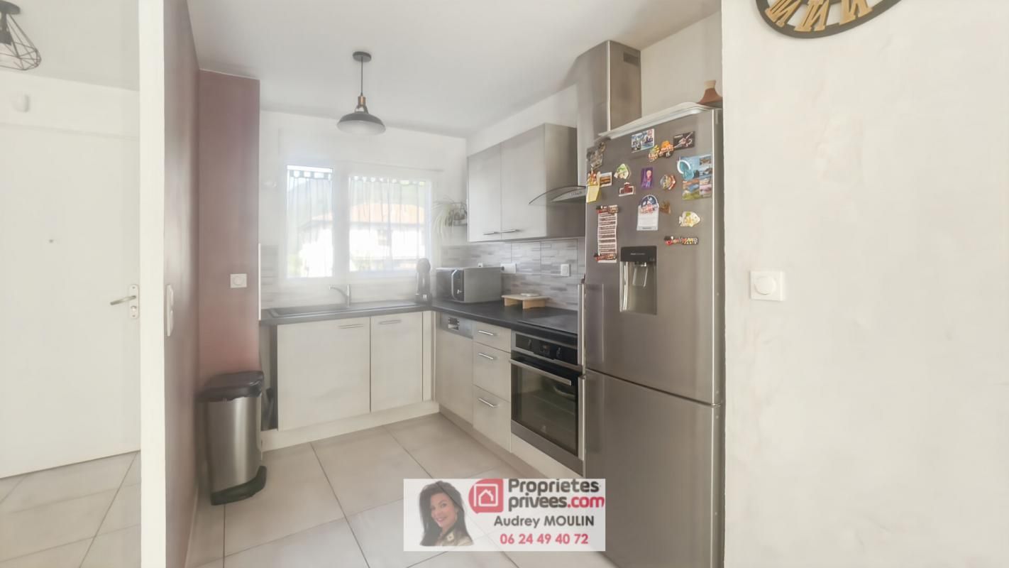 LA PIERRE Maison climatisée La Pierre 4 pièce(s) 86 m2 3