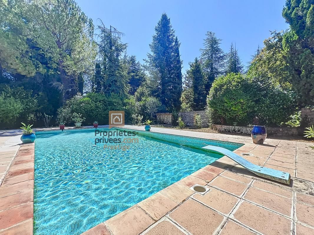 MONTAUROUX Villa  d'architecte  8 PIÈCES  AVEC PISCINE PROCHE A8 3