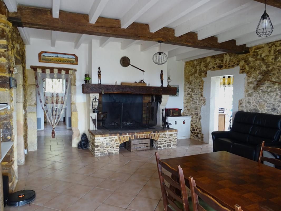 CAUPENNE Landes 40250 Caupenne, maison Chalossaise 251 m² avec dépendance 2