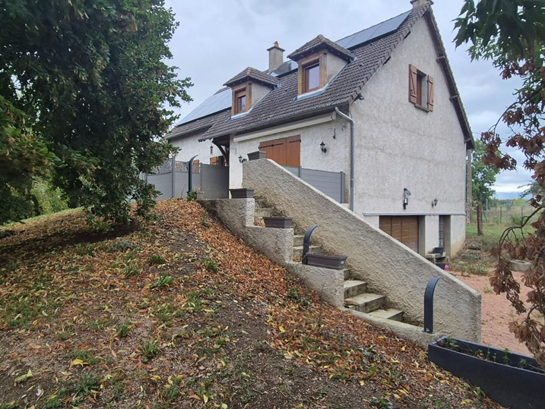 CHARMES Maison Charmes 5 pièce(s) 160 m2 1