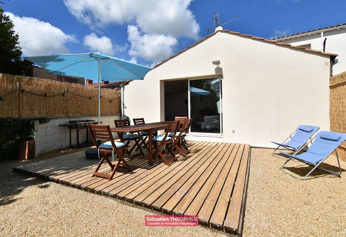 L'AIGUILLON-SUR-VIE Maison T4 rénovée proche commerces ! 3