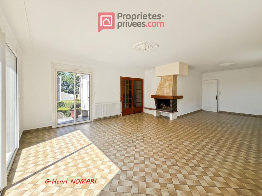 CHATEAUBRIANT Maison Chateaubriant 7 pièce(s) 150 m2, 4 chambres, terrain de 804m² 2