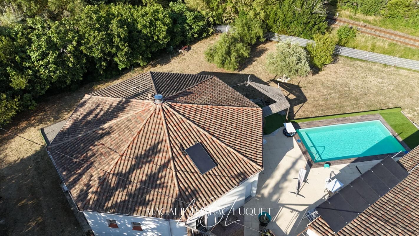 CARCASSONNE EXCLUSIVITE CARCASSONNE MAQUENS - MAISON OCTOGONALE - JARDIN - PISCINE - GARAGE 2