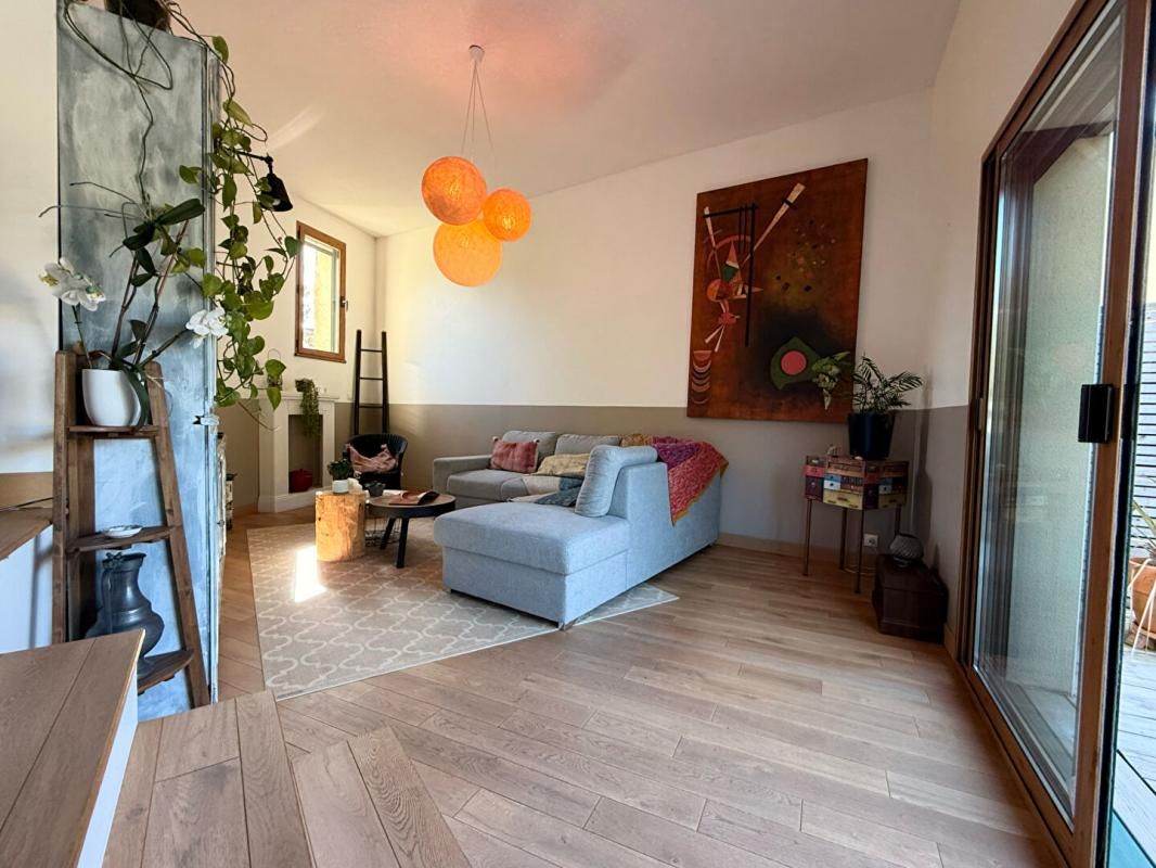 SAINT-AVE Belle maison de 158 m² au sol, 6 pièces, 4 chambres, sur un terrain de 530 m². SAINT AVE 3