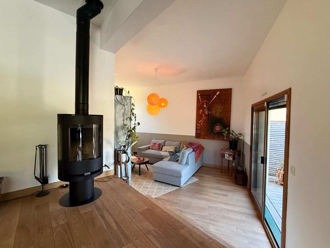 SAINT-AVE Belle maison de 158 m² au sol, 6 pièces, 4 chambres, sur un terrain de 530 m². SAINT AVE 4
