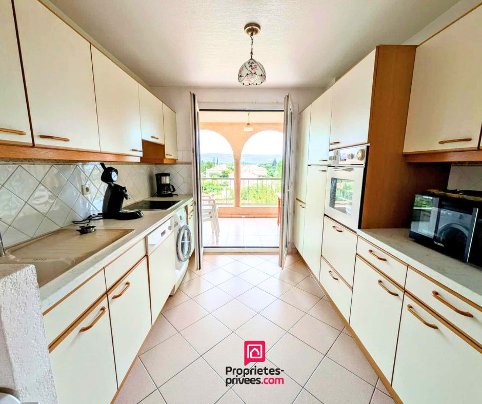 LE MUY Appartement traversant 4P d'environ 81m² avec garage et place de parking sécurisé 2